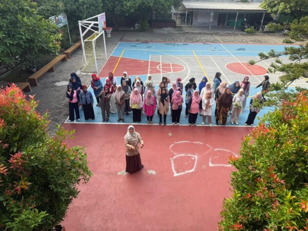 Kegiatan Sekolah Mengenai Orang Tua Mengajar di SDN Pisangan Timur 11