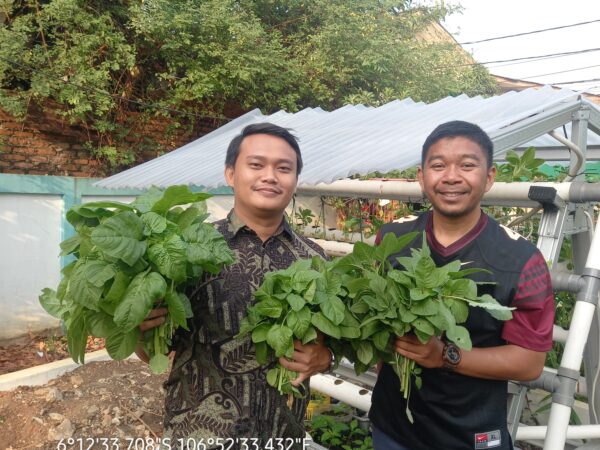 Dari Kebun Ambara, Sekolah Belajar Bahwa Merawat Akan Menghasilkan